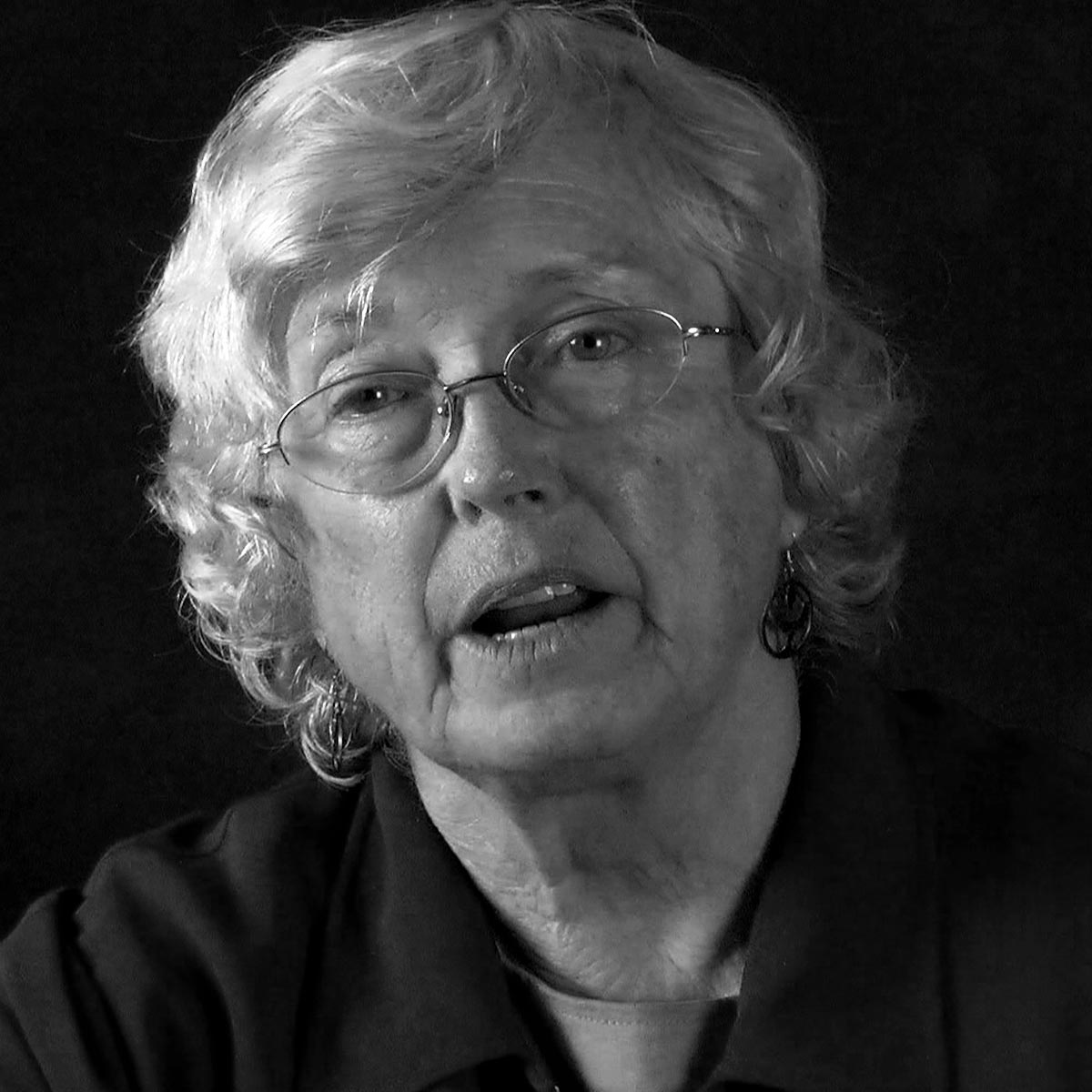 bta-img-voices_helenr