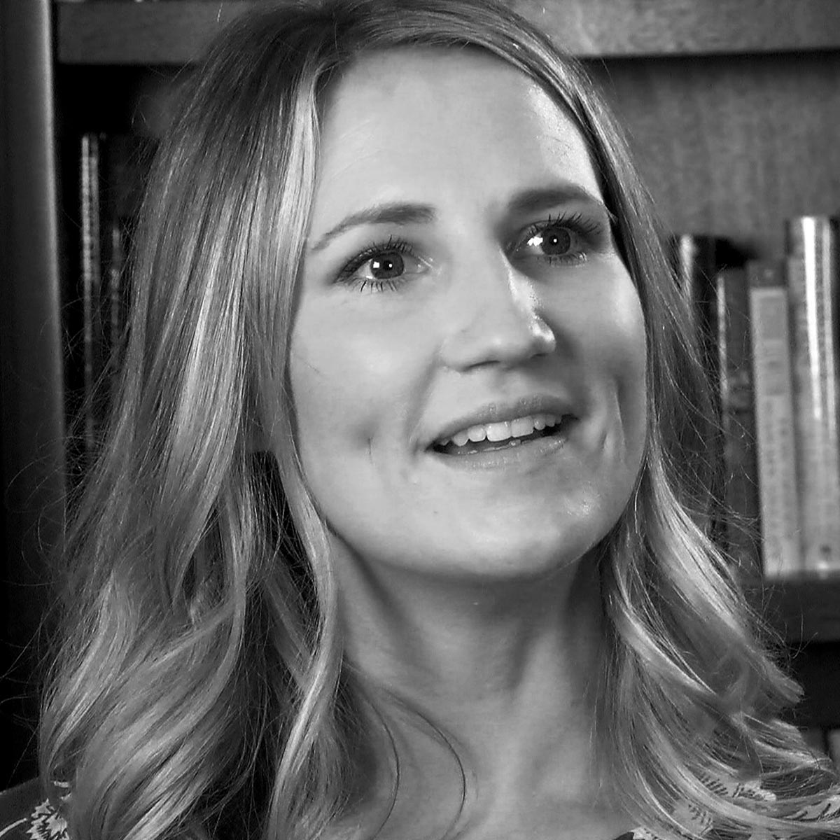 bta-img-voices_leahrv